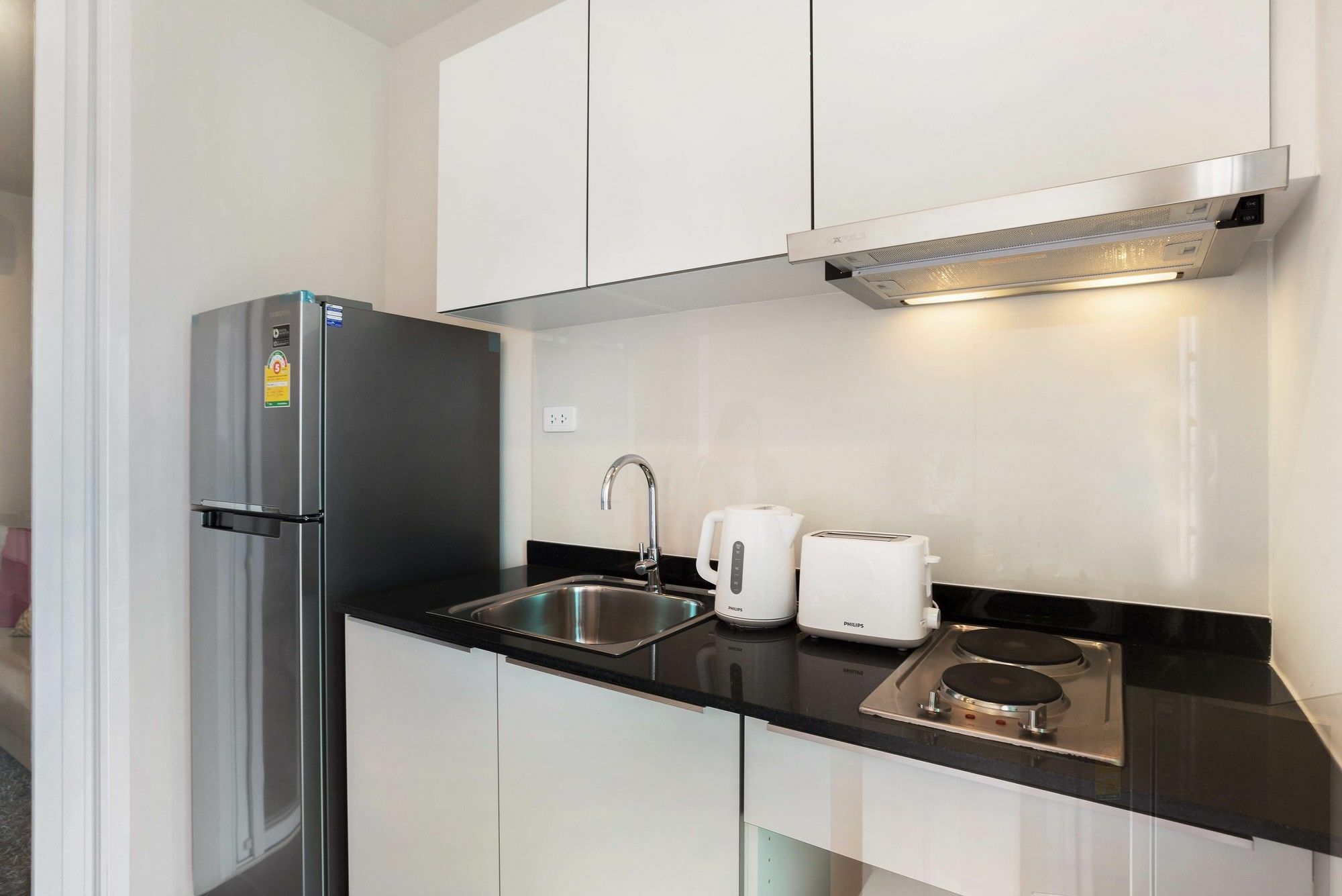 Favstay - The Base Downtown Phuket Ngoại thất bức ảnh