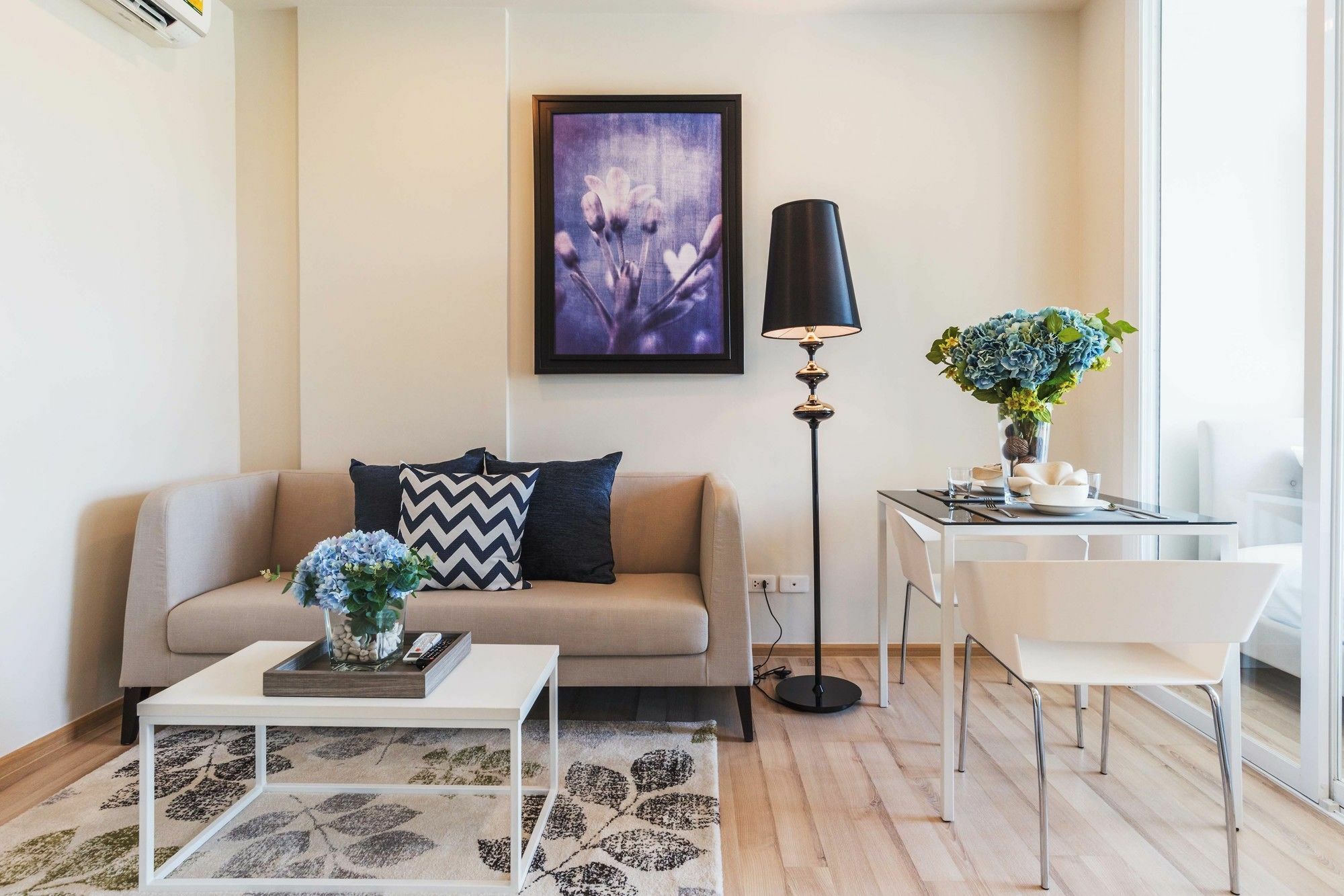 Favstay - The Base Downtown Phuket Ngoại thất bức ảnh